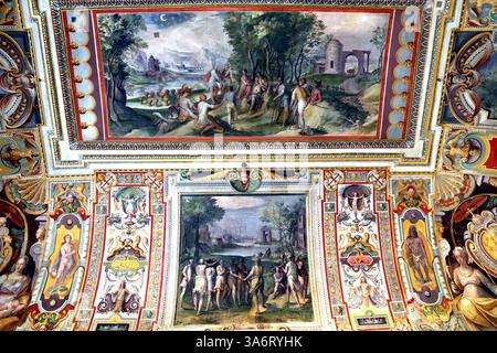 Decke im Palazzo Barberini in Rom Italien Stockfoto