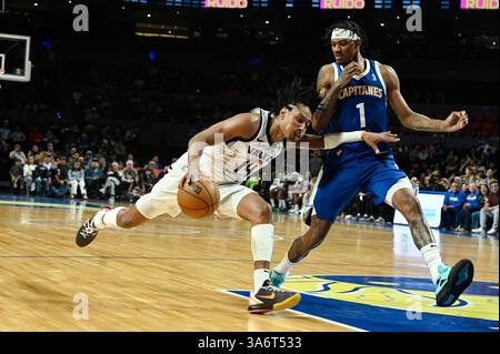 Mexiko-Stadt, Ciudad de Mexico, Mexiko. März 2025. Suns Guard TyTy Washington Jr. #14 fährt während des Spiels der NBA G League gegen die Mexico City Capitanes in der Mexico City Arena in den Korb. Mexico City Capitanes schlägt Valley Sonnen 105-100. Am 25. März 2025 in Mexiko-Stadt. (Kreditbild: © Carlos Tischler/OKULARBOGEN via ZUMA Press Wire) NUR REDAKTIONELLE VERWENDUNG! Nicht für kommerzielle ZWECKE! Stockfoto