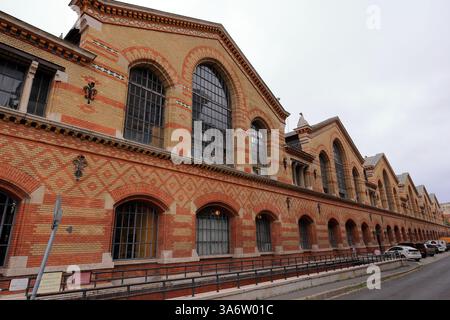 Zentrale Markthalle, ein Lebensmittelgeschäft, Souvenirmarkt in Budapest Ungarn Stockfoto