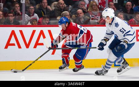 14. FEBRUAR 2015: Montreal Canadiens Right Wing Christian Thomas #60 Skates von Toronto Maple Leafs Verteidiger Jake Gardiner #51 während eines NHL-Spiels zwischen den Toronto Maple Leafs und den Montreal Canadiens im Bell Centre in Montreal, Quebec, Kanada. Die Montreal Canadiens besiegten die Toronto Maple Leafs 2-1 im Shootout. Philippe Bouchard/CSM(Bild: © Philippe Bouchard/Cal Sports Med/Cal Sport Media/ZUMAPRESS.com) Stockfoto