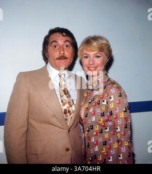12. Juli 2006 - SHIRLEY JONES mit MARTY INGELS 1976.G1172. NATE CUTLER-(Kredit-Bild: © Globe Photos/ZUMAPRESS.com) Stockfoto