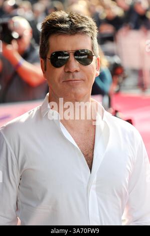 Simon Cowell nimmt am 12. März 2015 am Odeon Leicester Square in London, England, an den Prince's Trust & Samsung Celebre Success Awards Teil Stockfoto