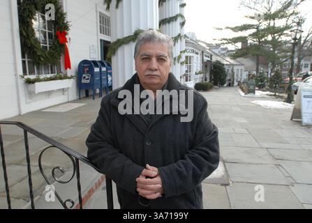20. Dezember 2007: Donny George Youkhanna, ehemaliger Direktor des Iraqi National Museum in Bagdad, fotografiert am 20. Dezember 2007 im Stony Brook Village, ist heute Gastprofessor an der Stony Brook University in Stony Brook, New York. Donny und seine Familie mussten aus dem Irak fliehen und haben sich auf Long Island niedergelassen. (Ken Sawchuk/Newsday/MCT) (Bild: © Ken Sawchuk/MCT/ZUMAPRESS.com) Stockfoto