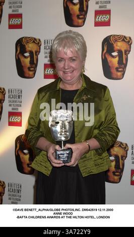 13. November 2000 - London, Großbritannien - ©DAVE BENETT ALPHA/ DM042519 12.11.2000.ANNE WOOD.-BAFTA CHILDRENS AWARDS IM HILTON HOTEL, LONDON(Credit Image: © Globe Photos/ZUMAPRESS.com) Stockfoto
