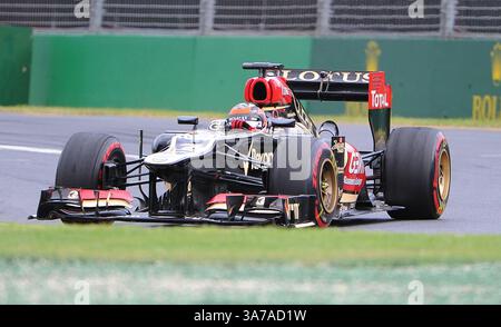 17. März 2013 – Melbourne, Victoria, Australien – Kimi RÃ¤ikkÃ¶nen (FIN) vom Lotus F1-Team fuhr am vierten Tag des Formel-1-Grand Prix 2013 in Melbourne, Australien mit dem Renault RS27-2013. (Kreditbild: © Theo Karanikos/ZUMAPRESS.com) Stockfoto