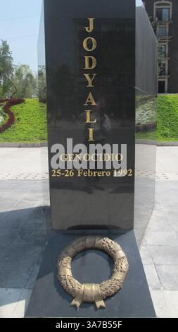 23. Oktober 2012 - Mexiko-Stadt, MEX - Aserbaidschan finanzierte einen zweiten Park und ein Denkmal in Mexiko-Stadt, diesen Park zum Gedenken an das, was es als ''Völkermord''' bezeichnet, Ermordung der Jagd auf aserbaidschanische Zivilisten im Jahr 1992, Bild 23. Oktober 2012. (Kreditbild: © Tim Johnson/MCT/ZUMAPRESS.com) Stockfoto
