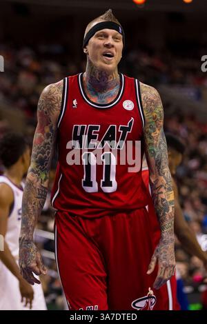 23. Februar 2012: Miami Heat Power Stürmer Chris Andersen (11) sieht sich während des NBA-Spiels zwischen den Miami Heat und den Philadelphia 76ers im Wells Fargo Center in Philadelphia, Pennsylvania, an. The Miami Heat Beat the Philadelphia 76ers, 114-90.(Bild: © Chris Szagola/Cal Sport Media/ZUMAPRESS.com) Stockfoto
