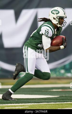 28. Oktober 2012: Der New York Jets Wide Receiver Clyde Gates (19) läuft im MetLife Stadium in East Rutherford, New Jersey, während des NFL-Spiels zwischen den Miami Dolphins und den New York Jets zurück. Die Miami Dolphins Beat the New York Jets, 30-9. (Bild: © Chris Szagola/Cal Sport Media/ZUMAPRESS.com) Stockfoto