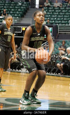 16. November 2012 – Honolulu, HI, Vereinigte Staaten von Amerika – 16. November 2012: Baylor Bears Forward/Center Destiny Williams #10 beim Jack in the Box Rainbow Wahine Classic gegen den Stanford Cardinal im Stan Sheriff Center in Honolulu, HI. (Bild: © Michael Sullivan/Cal Sport Media/ZUMAPRESS.com) Stockfoto