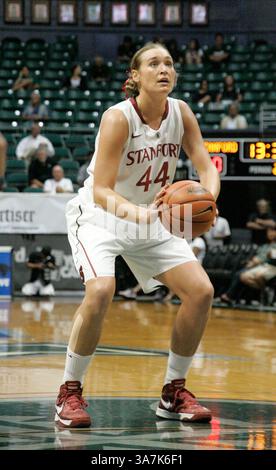 16. November 2012: Honolulu, HI, Vereinigte Staaten von Amerika - 16. November 2012: Stanford Kardinal Joslyn Tinkle #44 während des Jack in the Box Rainbow Wahine Classic gegen die Baylor Bears im Stan Sheriff Center in Honolulu, HI. (Bild: © Michael Sullivan/Cal Sport Media/ZUMAPRESS.com) Stockfoto