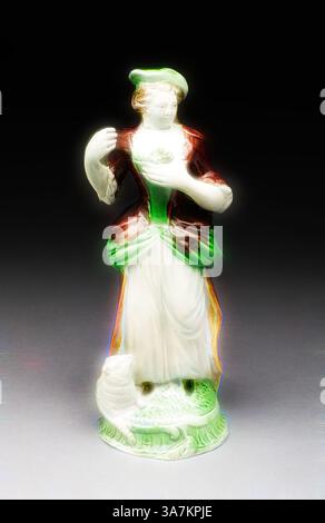 Eine zierliche Porzellanfigur einer Frau in alten Kleidern, die anmutig Blumen hält. Ihre komplizierte Kleidung zeigt leuchtende Farben und sie steht inmitten eines dezenten Designs, das eine pastorale Umgebung andeutet., Klassische Kunst mit einem modernen Twist neu interpretiert von Artotop, Shepherdess, um 1790, England, Staffordshire, Staffordshire, bleiglasiertes Steingut (Perlgeschirr), H 22,5 cm (8 7/8 Zoll) Stockfoto
