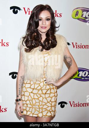 Dez. 2012 - Philadelphia, PA, USA - nur Verkauf WWW.ACEPIXS.COM....US....5. Dezember 2012, Philadelphia, PA..... Cher Lloyd beim Q102's Jingle Ball im Wells Fargo Center am 5. Dezember 2012 in Philadelphia, PA..... Mit der Linie: Famous/ACE Pictures ACE Pictures, Inc... Tel.: 646 769 0430..E-Mail: info@acepixs.com..www.acepixs.com (Kreditbild: © Famous/Ace Pictures/Ace Pictures/ZUMAPRESS.com) Stockfoto