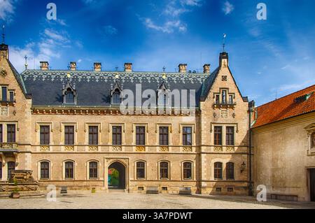 St. Georges Kloster auf dem St. George's Square Prager Burg Komplex Prag Tschechische Republik. Stockfoto