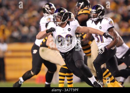 18. November 2012: Paul Kruger #99 beim Baltimore Ravens vs Pittsburgh Steelers im Heinz Field in Pittsburgh, PA. (Bild: © Jason Pohuski/Cal Sport Media/ZUMAPRESS.com) Stockfoto