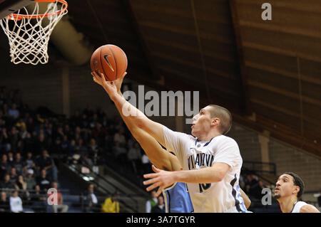 20. November 2012: Villanova, Pennsylvania, USA - JOHN DANIELS (15) spielt den Ball für zwei. In einem Spiel, das im Paviilion Villanova gespielt wird. Pennsylvania Villanova verliert gegen Columbia um 75-57 (Bild: © Michael McAtee/ZUMAPRESS.com) Stockfoto