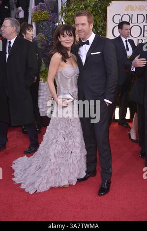 13. Januar 2013 - Beverly Hills, Kalifornien, USA - HELEN McCrory und DAMIAN LEWIS kommen auf dem roten Teppich zu den 70. Golden Globe Awards im Beverly Hilton Hotel an. (Bild: © Joe White/Globe Photos/ZUMAPRESS.com) Stockfoto