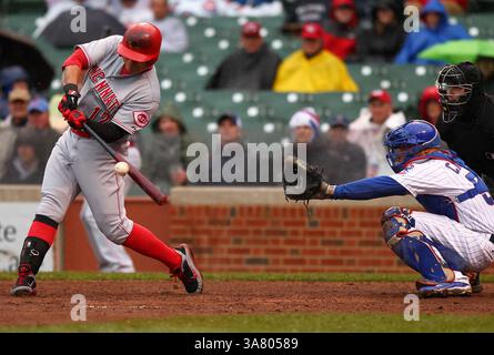 3. Mai 2013 – Chicago, IL, USA – die Shin-Soo Choo der Cincinnati Reds trifft am Freitag, den 3. Mai 2013, im Wrigley Field in Chicago, Illinois, gegen die Chicago Cubs. Die Roten haben mit 6:5. (Kreditbild: © Anthony Souffle/MCT/ZUMAPRESS.com) Stockfoto