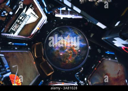 Raumschiff mit Blick auf den Weltraum, Planeten, Sterne und interstellaren Staub. Raumfahrt Interstellares Reisekonzept. Elemente dieser 3D-Darstellung illust Stockfoto