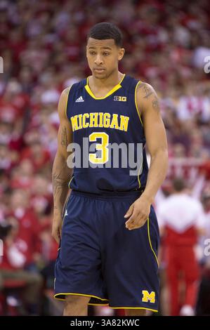 9. Februar 2013: Madison, Wisconsin, Vereinigte Staaten von Amerika, 9. Februar 2013: Der Michigan-Wachmann Trey Burke #3 geht spät im Spiel auf den Platz. Die Wisconsin Badgers besiegten 65-62 im Kohl Center in Madison, WI den 3. Platz der Michigan Wolverines. John Fisher/CSM. (Bild: © John Fisher/Cal Sport Media/ZUMAPRESS.com) Stockfoto
