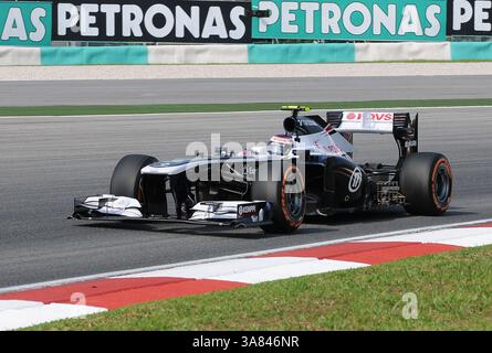 22. März 2013 – Sepang, Malaysia – Valtteri Bottas, finnischer Fahrer des Williams F1-Teams, der sein Auto während des ersten Trainings der Formel 1 des Malaysian Grand Prix 2013 auf dem Sepang International Circuit lenkte. (Bild: © Robertus Pudyanto/ZUMAPRESS.com) Stockfoto