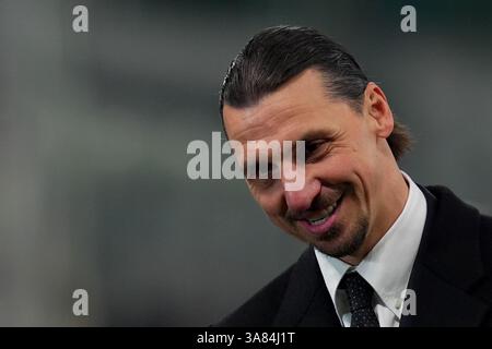 Mailand, Italien. Dezember 2024. Zlatan Ibrahimovic vor Mailand und Genua im San Siro Stadion in Mailand, Norditalien - Sonntag, 15. Dezember 2024. Sport - Fußball . (Foto: Spada/LaPresse) Credit: LaPresse/Alamy Live News Stockfoto