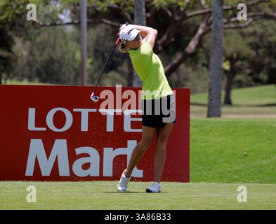 20. April 2013 – Kapolei, HI, USA – 20. April 2013: Stacy Lewis schlägt während der letzten Runde der Lotte Championship 2013 ab, die von J Golf im Ko Olina Golf Club präsentiert wurde. (Bild: © Michael Sullivan/Cal Sport Media/ZUMAPRESS.com) Stockfoto