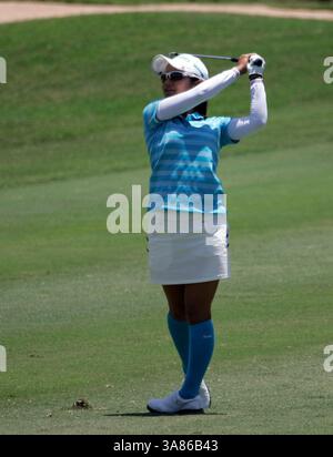 20. April 2013 – Kapolei, HI, USA – 20. April 2013: Ai Miyazato während der letzten Runde der Lotte Championship 2013 präsentiert von J Golf im Ko Olina Golf Club. (Bild: © Michael Sullivan/Cal Sport Media/ZUMAPRESS.com) Stockfoto