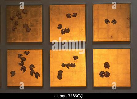 21. Januar 2013 - Oakland, CA, USA - das Kunstwerk von Hung Liu aus Oakland, einem chinesisch-amerikanischen Künstler und Professor für Kunst am Mills College in Oakland, Kalifornien, ist am 21. Januar 2013 zu sehen. Lius Kunstwerke werden bis 17. März 2013 im Mills College Art Museum ausgestellt. (Kreditbild: © Doug Duran/MCT/ZUMAPRESS.com) Stockfoto