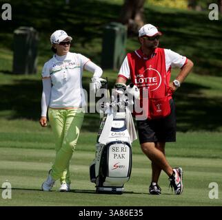 20. April 2013 – Kapolei, HI, USA – 20. April 2013: SE Ri Pak während der Finalrunde der Lotte Championship 2013 präsentiert von J Golf im Ko Olina Golf Club. (Bild: © Michael Sullivan/Cal Sport Media/ZUMAPRESS.com) Stockfoto