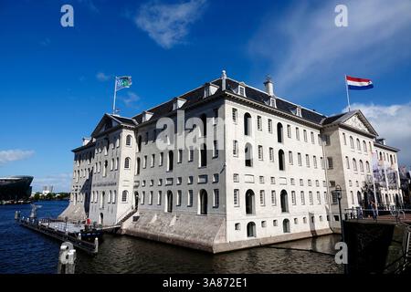 Architektur im Zentrum von Amsterdam, Nordholland, Niederlande Stockfoto