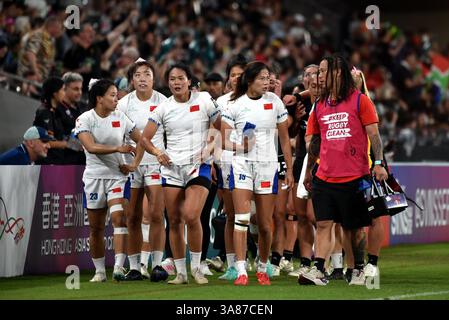 Hongkong. März 2025. Team China reagiert nach dem Women's Pool Ein Spiel zwischen China und Neuseeland bei der World Rugby Sevens Series 2025 im südchinesischen Hongkong am 28. März 2025. Quelle: Lo Ping Fai/Xinhua/Alamy Live News Stockfoto