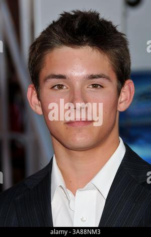 Oktober 2008 – Los Angeles, CA, USA – 16. Oktober 2008 – Los Angeles, Kalifornien – Tyler Welling. „High School Musical 3: Senior Year“ in Los Angeles Premiere im USC Galen Center. Foto: Byron Purvis/AdMedia Stockfoto