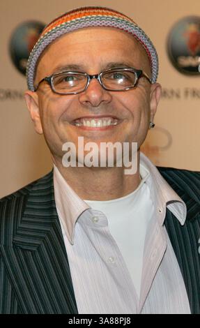 12. April 2006 – New York City, New York, USA – 10. April 2006 – New York, NY – Joe Pantoliano auf der SAAB-Veranstaltung präsentiert ihr neues Konzeptfahrzeug, den AERO X, und kündigt Philanthropic Partnership mit Angel Flight America im Altman Building an. Foto: Jackson Lee/Admedia Stockfoto