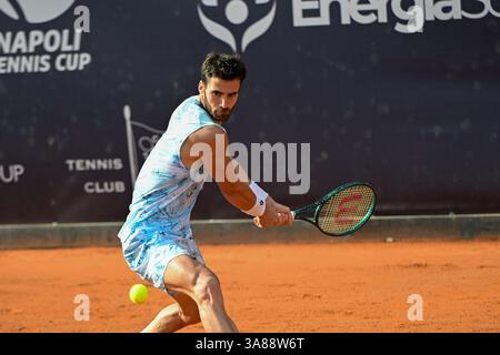 Neapel, Italien. März 2025. Andrea Pellegrino während des Spiels ATP Challenger Napoli Herren Singles Quarter am 28. März 2024 im Tennis Club in Neapel, Italien Credit: Independent Photo Agency/Alamy Live News Stockfoto