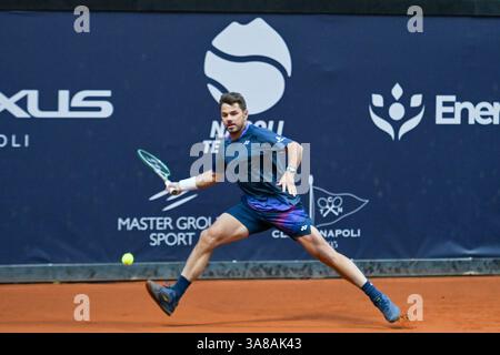 Neapel, Italien. März 2025. Stan Wrawinka während des Matches ATP Challenger Napoli Herren Singles Quarter am 28. März 2024 im Tennisclub in Neapel, Italien Credit: Independent Photo Agency/Alamy Live News Stockfoto