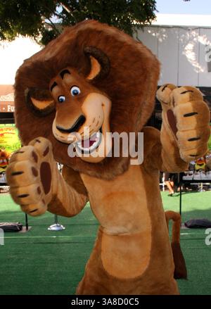 Oktober 2008 – Los Angeles, Kalifornien, USA – 26. Oktober 2008 – Los Angeles, Kalifornien – Alex der Löwe. „Madagascar: Escape 2 Africa“ in Los Angeles Premiere im Mann Village Theatre. Foto: Kevan Brooks/AdMedia Stockfoto