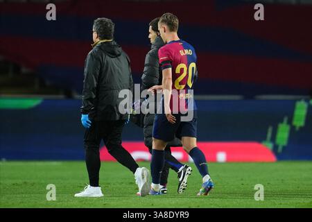 Barcelona, Spanien. März 2025. Dani Olmo vom FC Barcelona Injury spielte am 27. März 2025 im Lluis Companys Stadion in Barcelona, Spanien, während des Spiels La Liga EA Sports zwischen dem FC Barcelona und CA Osasuna. (Foto: Bagu Blanco/PRESSINPHOTO) Credit: PRESSINPHOTO SPORTS AGENCY/Alamy Live News Stockfoto