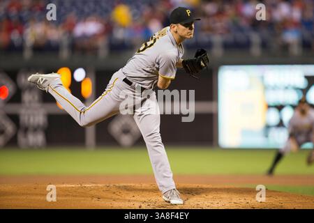 15. September 2016: Pittsburgh Pirates Starting Pitcher Chad Kuhl (39) wirft während des MLB-Spiels zwischen den Pittsburgh Pirates und Philadelphia Phillies im Citizens Bank Park in Philadelphia, Pennsylvania, ein Feld. Die Pittsburgh Pirates gewannen mit 15:2. Christopher Szagola/CSM(Bild: &Copy; Christopher Szagola/Cal Sport Media via ZUMA Wire) Stockfoto