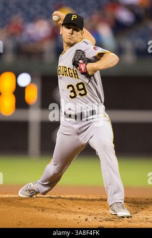 15. September 2016: Pittsburgh Pirates Starting Pitcher Chad Kuhl (39) wirft während des MLB-Spiels zwischen den Pittsburgh Pirates und Philadelphia Phillies im Citizens Bank Park in Philadelphia, Pennsylvania, ein Feld. Die Pittsburgh Pirates gewannen mit 15:2. Christopher Szagola/CSM(Bild: &Copy; Christopher Szagola/Cal Sport Media via ZUMA Wire) Stockfoto