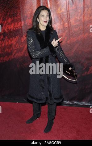 Dezember 2007 – New York, NY, USA – 13. Dezember 2007 – New York, New York – Linda Carter. Uraufführung von Walt Disney Pictures und Jerry Bruckheimer Filmen " National Treasure: Book of Secrets" im Ziegfeld Theater. Foto: Bill Lyons/AdMedia *** örtlicher Titel Stockfoto