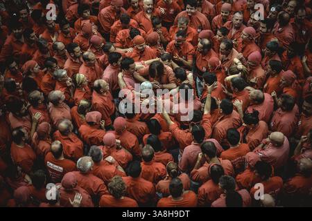 23. September 2017 - Barcelona, Katalonien, Spanien - die Casteller de Barcelona bilden während des Stadtfestes La Merce die Basis eines menschlichen Turms (Bild: © Matthias Oesterle Via ZUMA Wire) Stockfoto