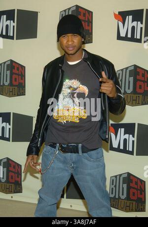 1. Dezember 2004 – Los Angeles, CA, USA – 01. Dezember 2004 – Los Angeles, Kalifornien – Usher während des VH1 Big in '04 im Shrine Auditorium. Foto: V. Summers Stockfoto