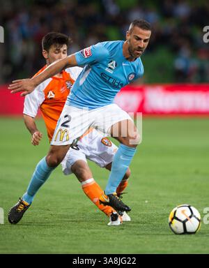 Oktober 2017 – Melbourne, Victoria, Australien – Melbourne, Victoria, Australien: Emmanuel Muscat (#2) aus Melbourne City im 1. Runde Spiel zwischen Melbourne City und Brisbane Roar im AAMI Park in Melbourne, Australien während der australischen A-League-Saison 2017/2018. (Kreditbild: © Theo Karanikos via ZUMA Wire) Stockfoto