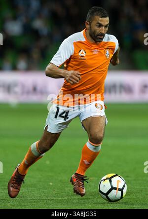 Oktober 2017 – Melbourne, Victoria, Australien – Melbourne, Victoria, Australien - Fahid Ben Khalfallah (#14) von Brisbane Roar im 1. Runde Spiel zwischen Melbourne City und Brisbane Roar im AAMI Park in Melbourne, Australien während der australischen A-League-Saison 2017/2018. (Kreditbild: © Theo Karanikos via ZUMA Wire) Stockfoto