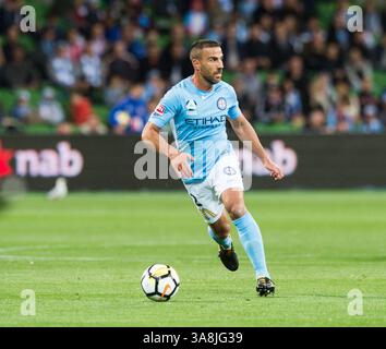 Oktober 2017 – Melbourne, Victoria, Australien – Melbourne, Victoria, Australien: Emmanuel Muscat (#2) aus Melbourne City im 1. Runde Spiel zwischen Melbourne City und Brisbane Roar im AAMI Park in Melbourne, Australien während der australischen A-League-Saison 2017/2018. (Kreditbild: © Theo Karanikos via ZUMA Wire) Stockfoto