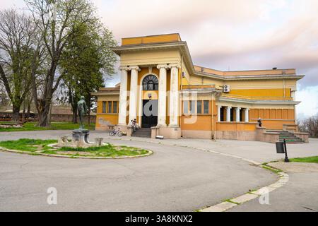 Belgrad, Serbien. März 2025. Außenansicht des Cvijeta Zuzoric Art Pavillons im Stadtzentrum Stockfoto