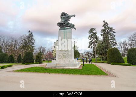 Belgrad, Serbien. März 2025. Blick auf das Dankesdenkmal an Frankreich in der Belgrader Festung im Stadtzentrum Stockfoto