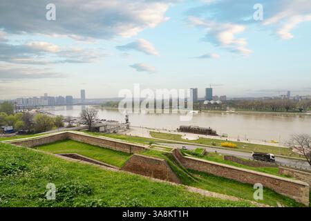 Belgrad, Serbien. März 2025. Panoramablick auf die Hauptpromenade Vista Point im Stadtzentrum Stockfoto