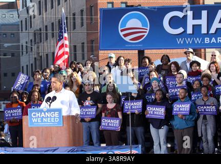 11. Oktober 2008 - Philadelphia, Pennsylvania, USA - 11. Oktober 2008 - Philadelphia, Pennsylvania - Kandidat der Demokratischen Partei der USA, Senator Barack Obama, spricht bei einer Kundgebung auf der Progress Plaza. Foto: Paul Zimmerman/AdMedia Stockfoto
