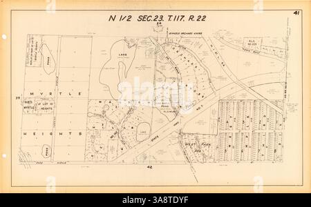 Dieser historische atlas enthält detaillierte Karten von Minnetonka Village mit Schwerpunkt auf Grundbesitz, Streckenlinien, Eisenbahnstrecken und eine Indexkarte zur Verfolgung von Landanbauten. Stockfoto